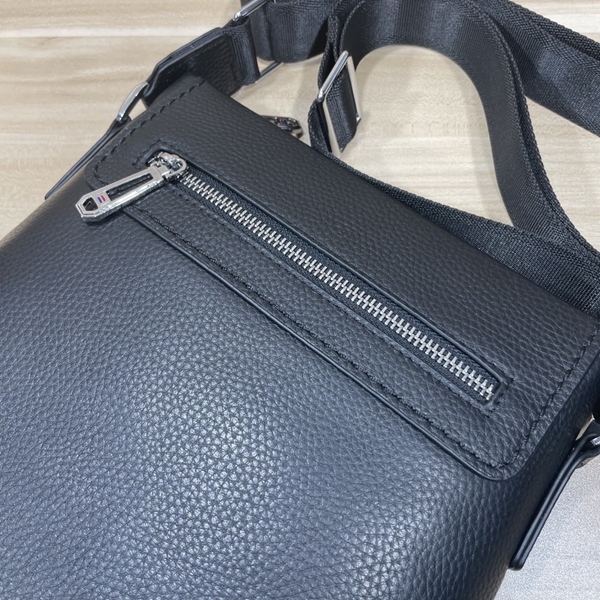 スーパーコピーブランドバッグ着用イメージ